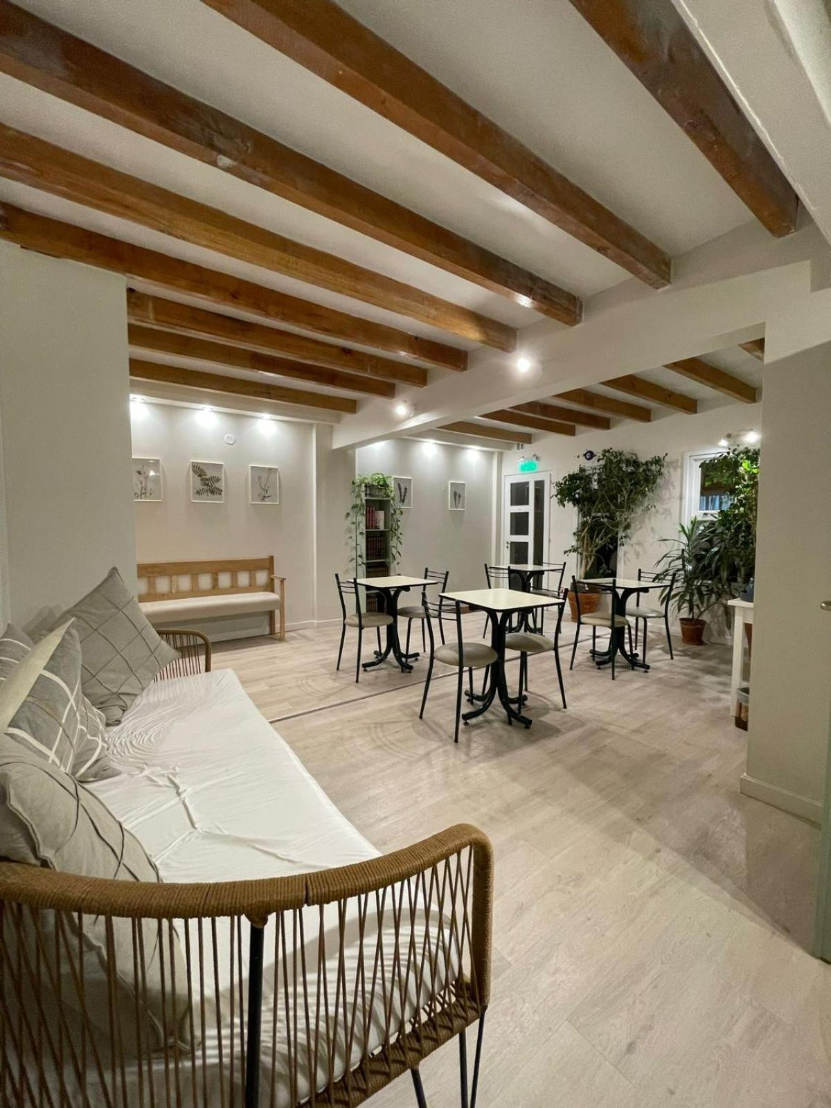 Los Calafates Hotel Ушуая Екстериор снимка